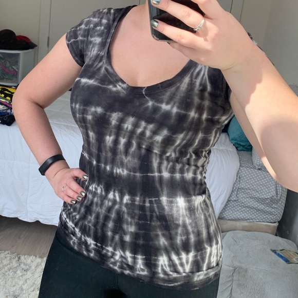 Tie Dye V Neck T-Shirt - Picture 4 of 8